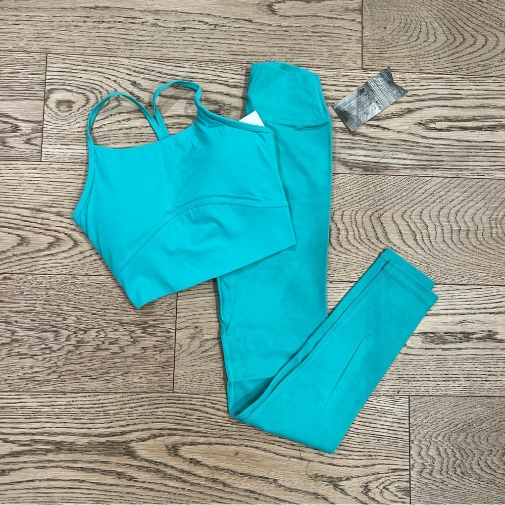 NWT Stori Perseverance Tight - Picture 9 of 9